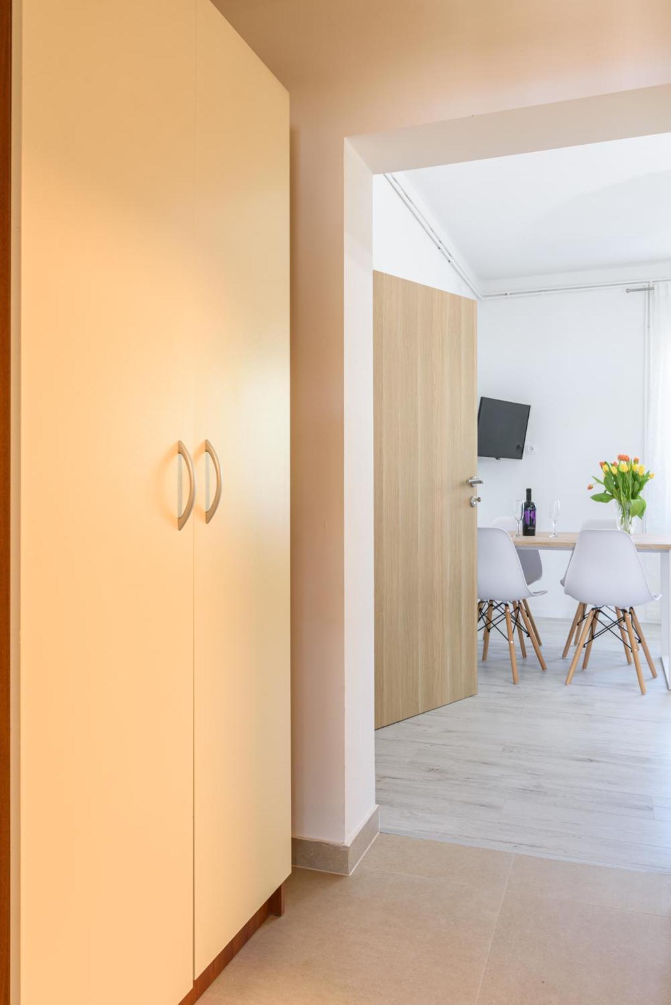 Apartments Villa Ivanka Трогир Екстериор снимка