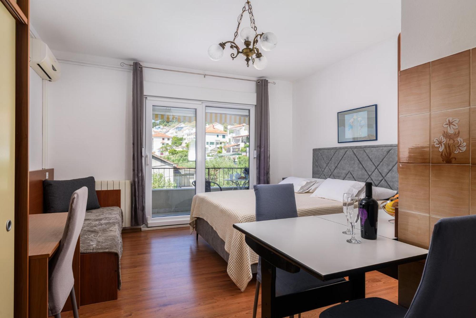 Apartments Villa Ivanka Трогир Екстериор снимка
