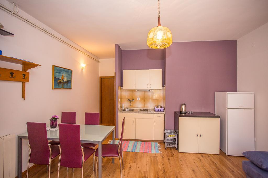 Apartments Villa Ivanka Трогир Екстериор снимка