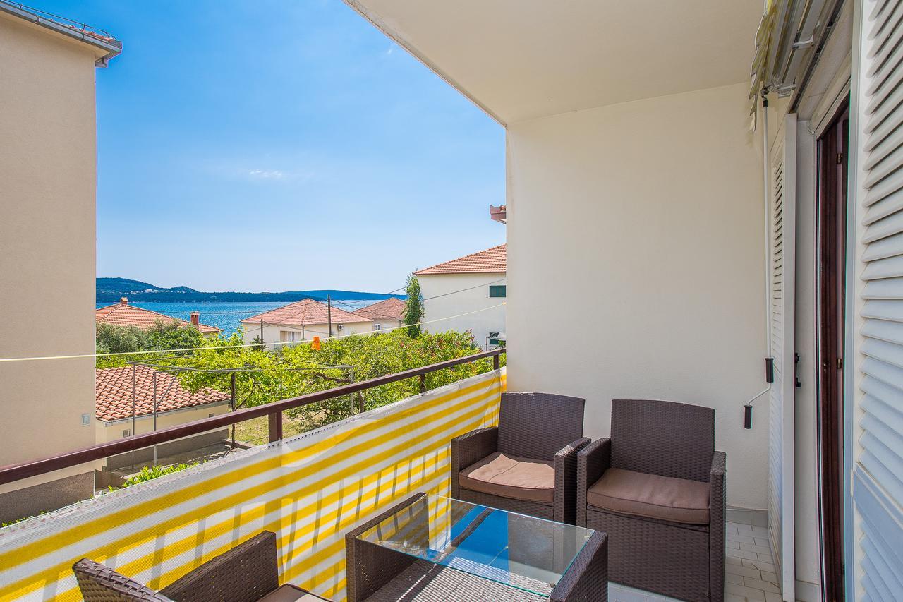 Apartments Villa Ivanka Трогир Екстериор снимка