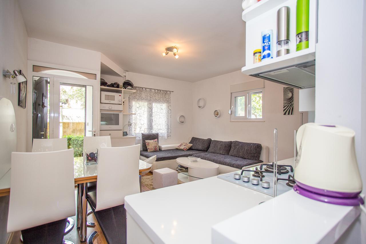 Apartments Villa Ivanka Трогир Екстериор снимка