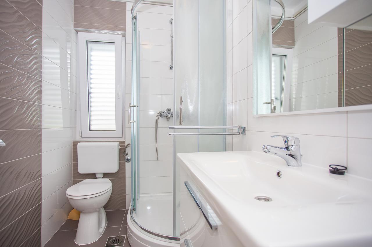 Apartments Villa Ivanka Трогир Екстериор снимка