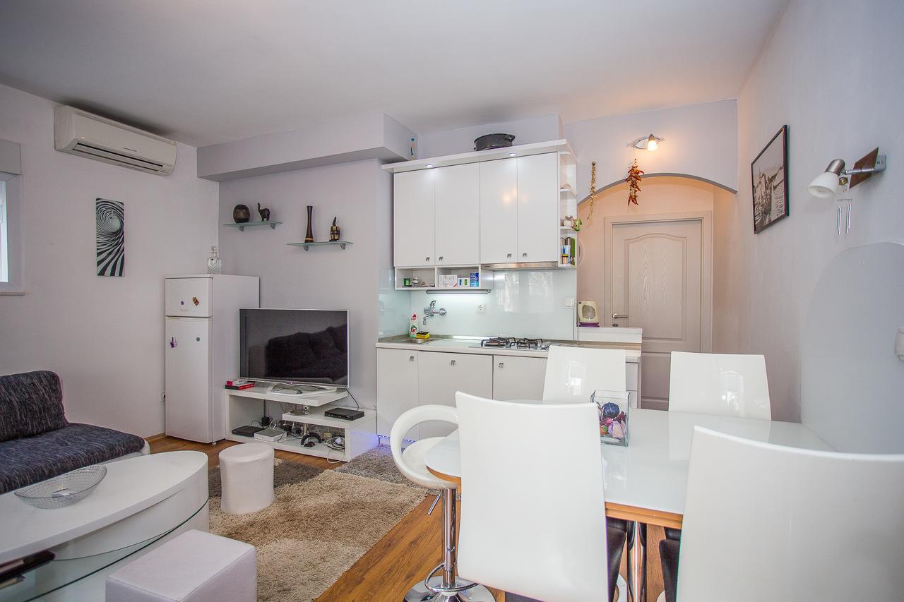 Apartments Villa Ivanka Трогир Екстериор снимка