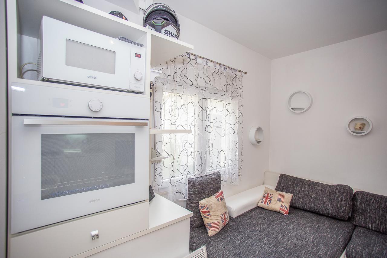 Apartments Villa Ivanka Трогир Екстериор снимка